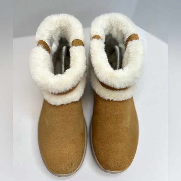 Skechers Women's On the GO Joy Winter Ankle Boots Faux Fur Chesnut Sz 9M XLNT! - Picture 3 of 16
